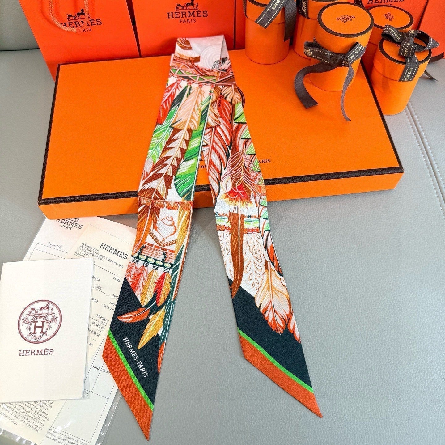 HERMES HERMES 25S NECKERCHIEF 86 IN SILK 991555