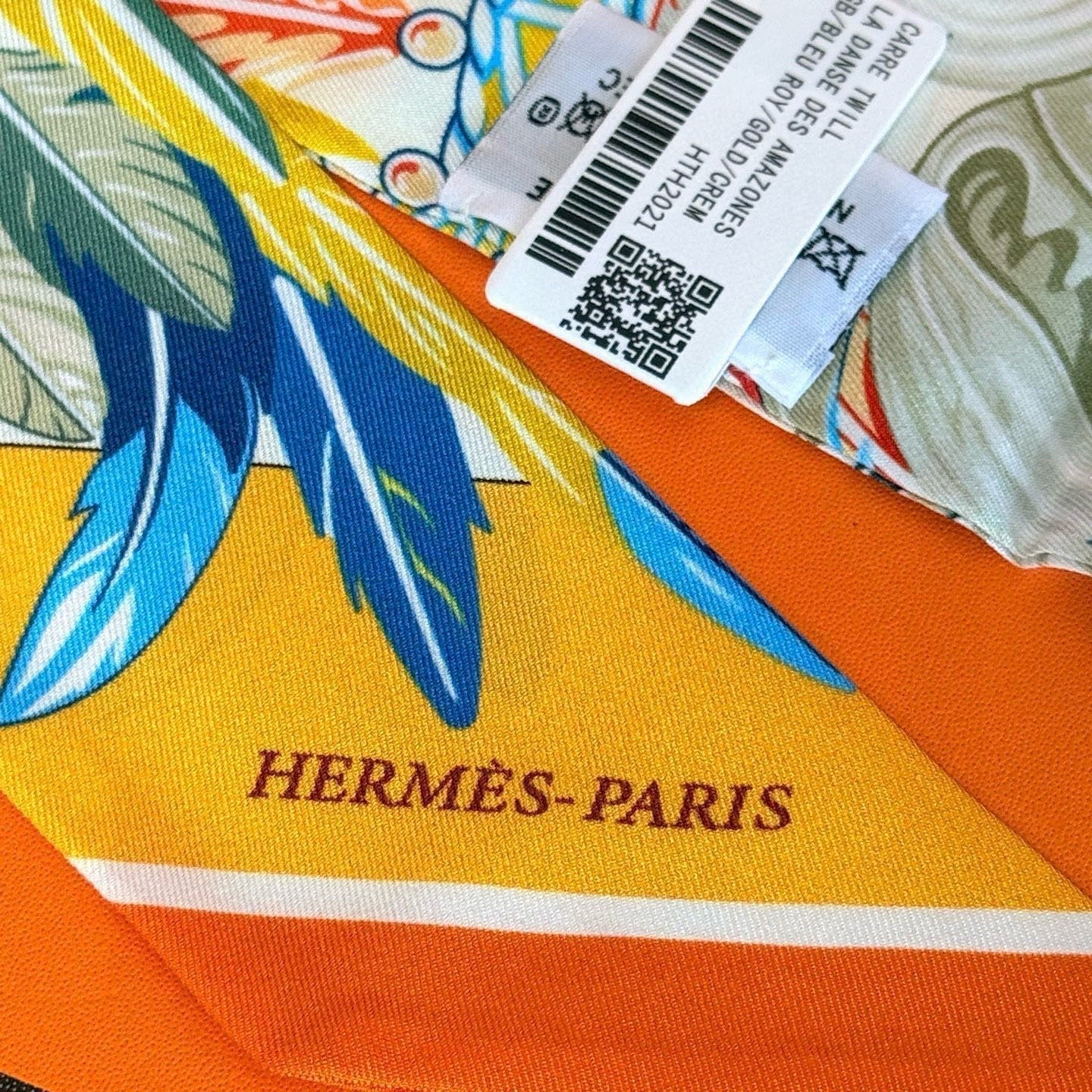 HERMES HERMES 25S NECKERCHIEF 86 IN SILK 991556