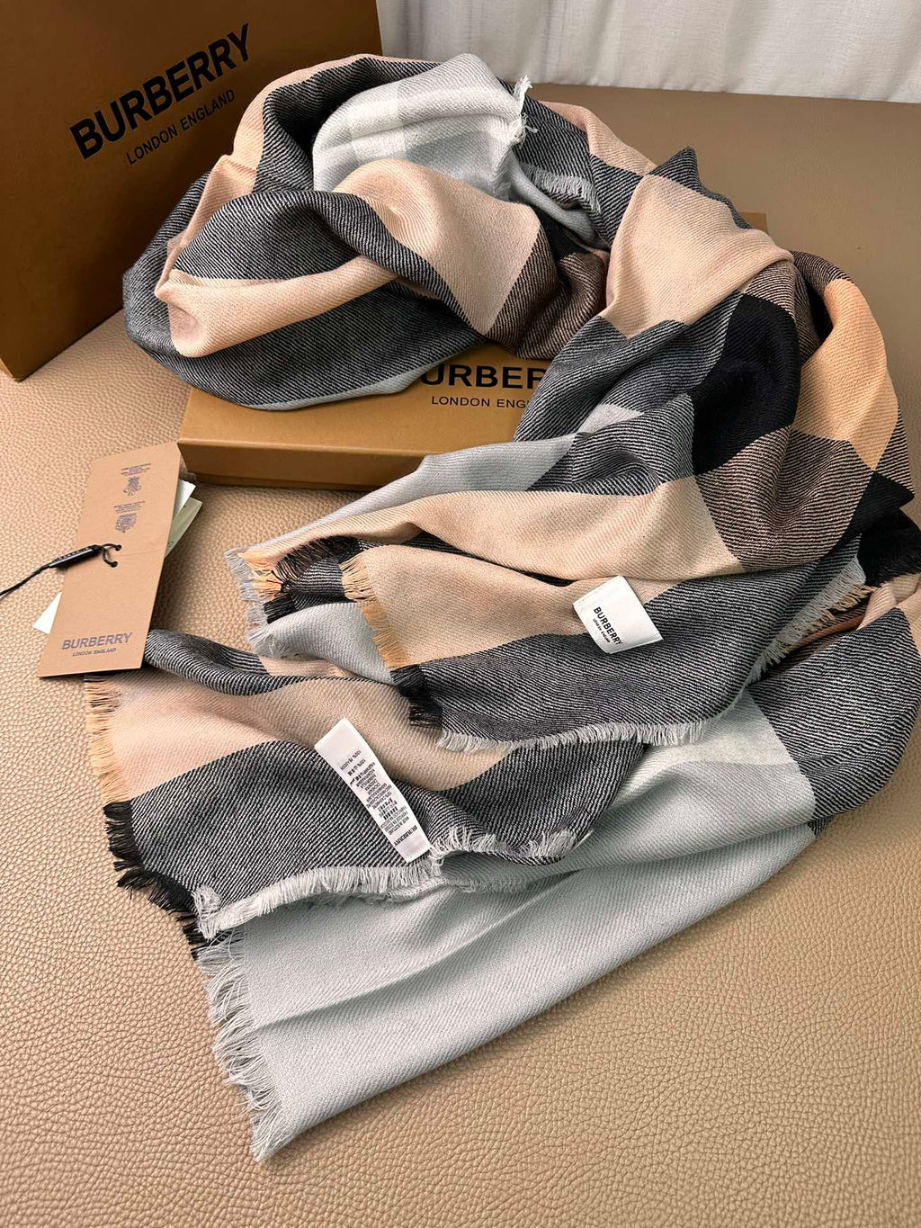 BURBERRY BBR SCARF 200 CM IN CASHMERE 474278