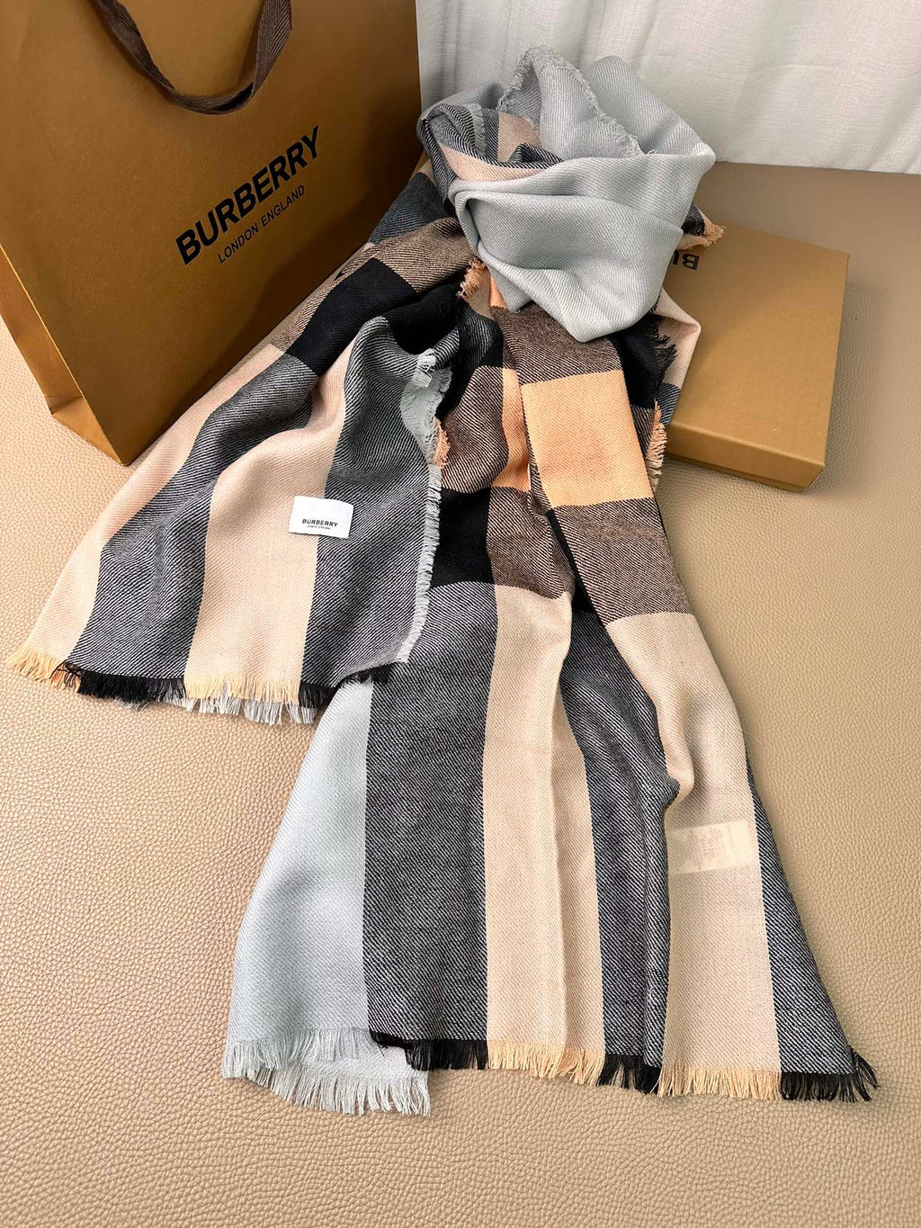 BURBERRY BBR SCARF 200 CM IN CASHMERE 474278