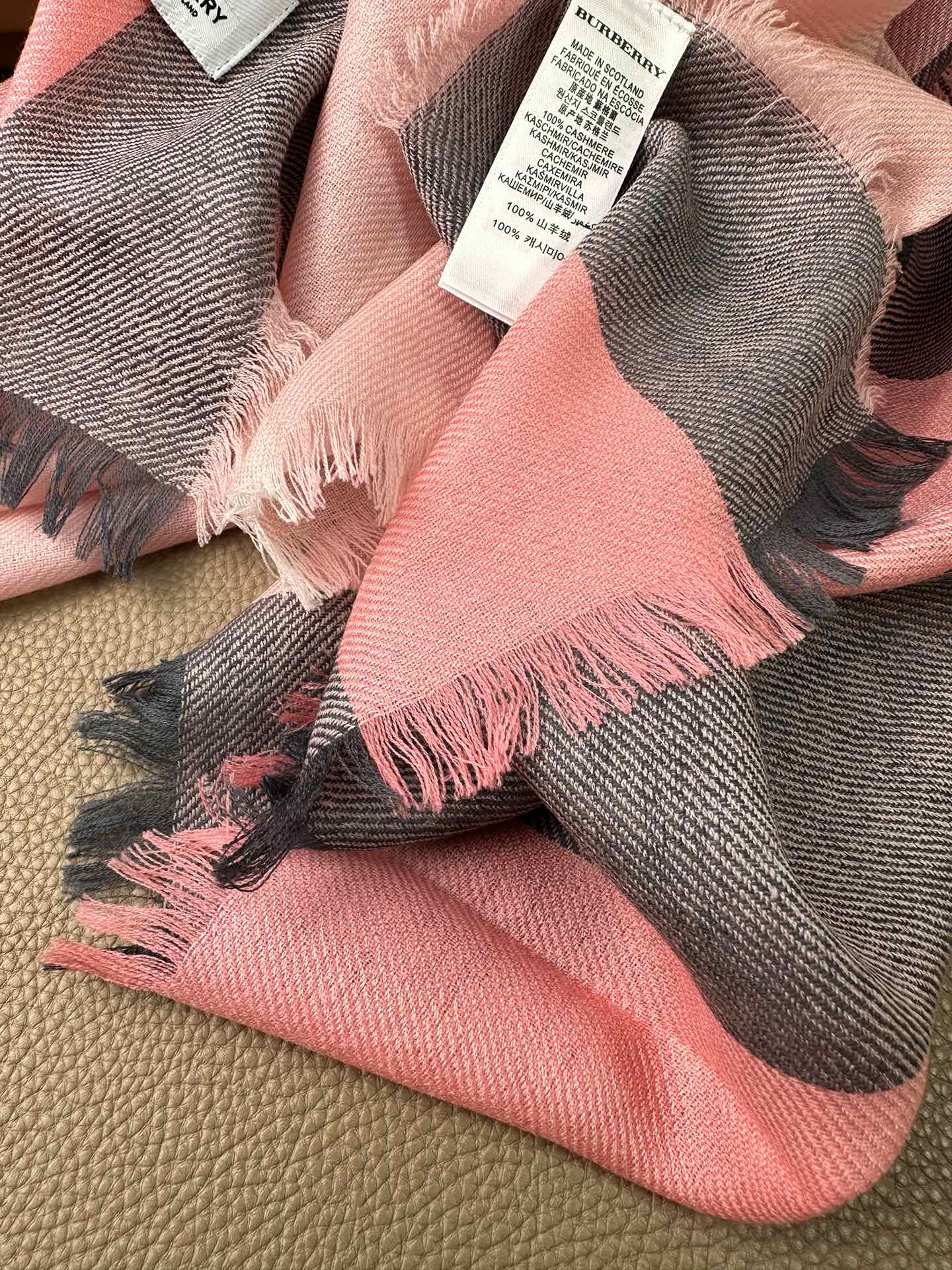 BURBERRY BBR SCARF 200 CM IN CASHMERE 474279