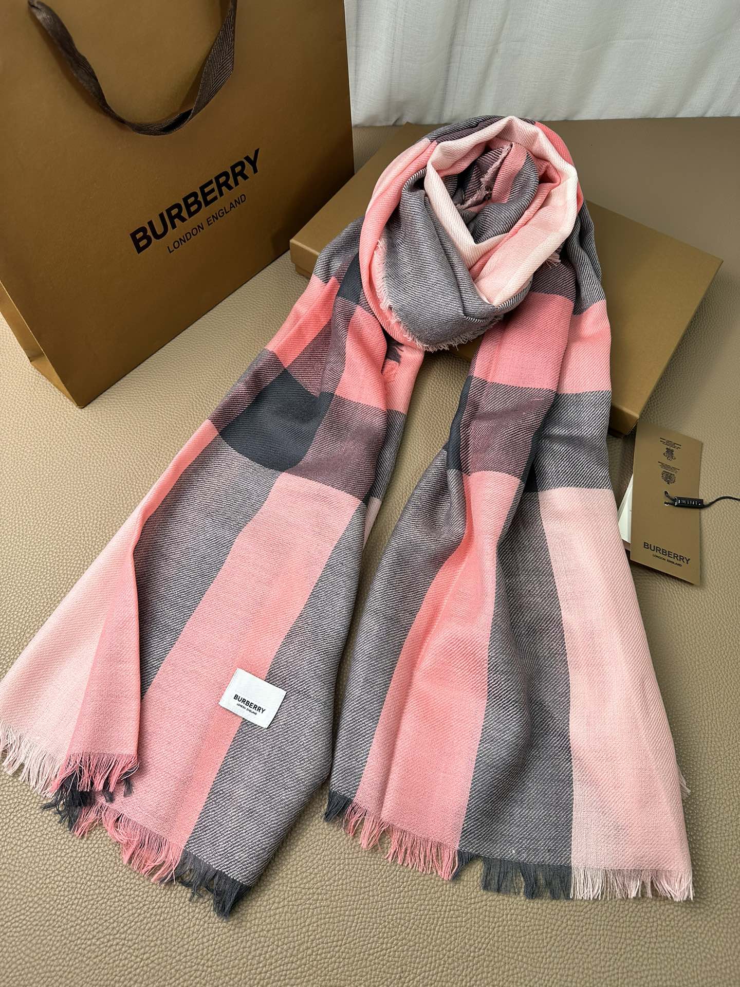 BURBERRY BBR SCARF 200 CM IN CASHMERE 474279