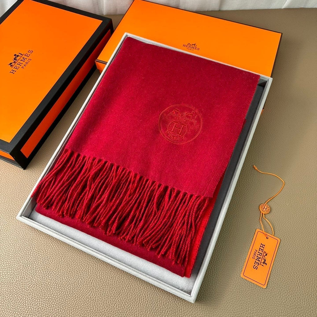HERMES DOUBLE-FACE SCARF 200 CM IN CRIMSON RED CASERE