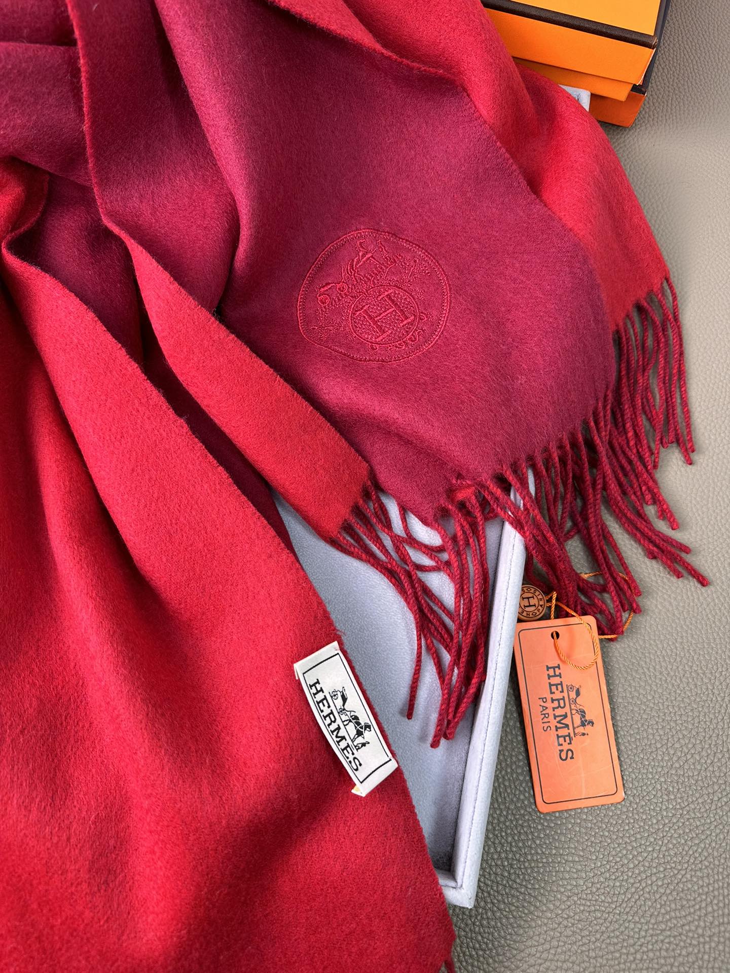 HERMES DOUBLE-FACE SCARF 200 CM IN CRIMSON RED CASERE
