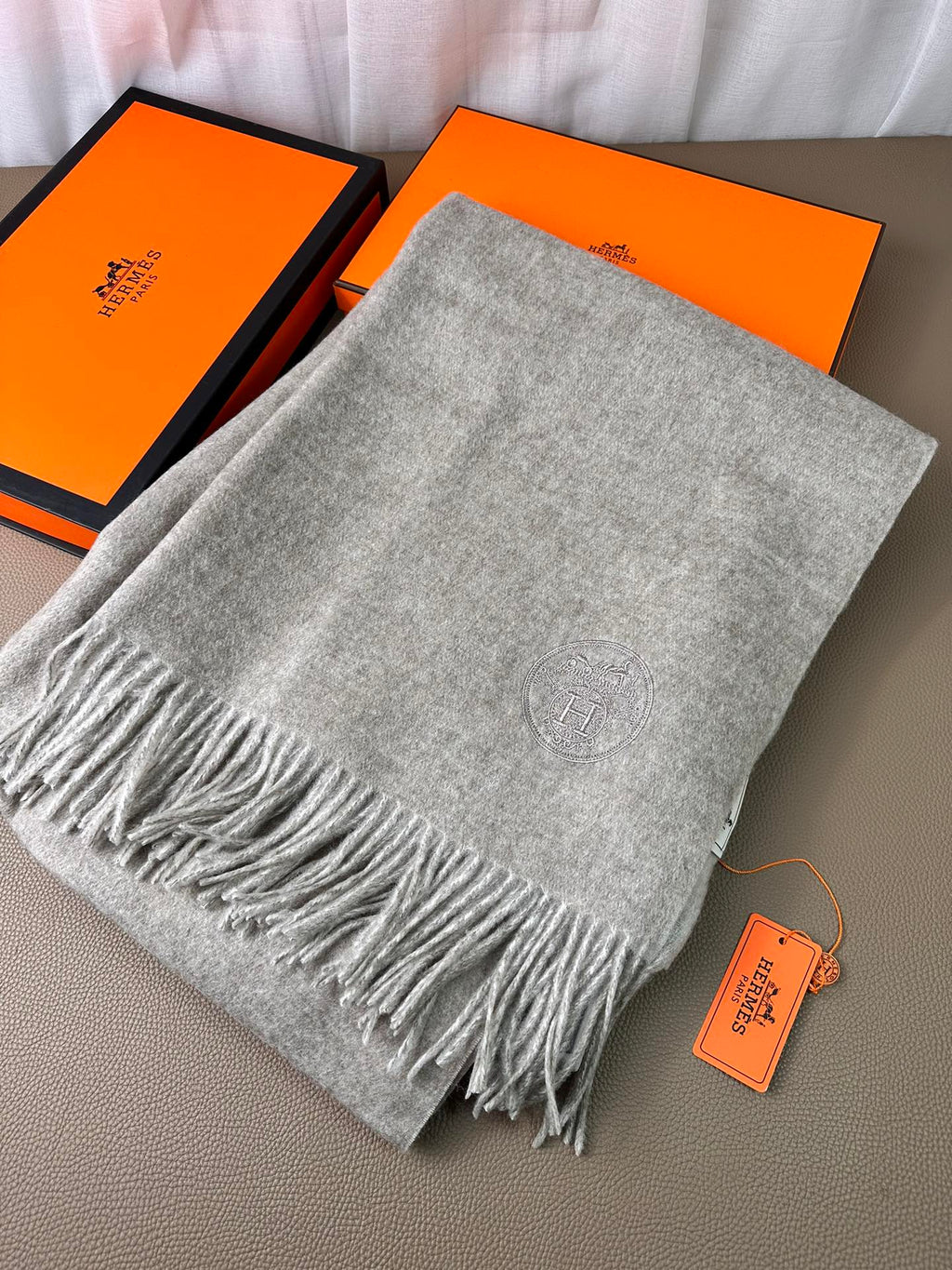 HERMES DOUBLE-FACE SCARF 200 CM IN GREY CASERE