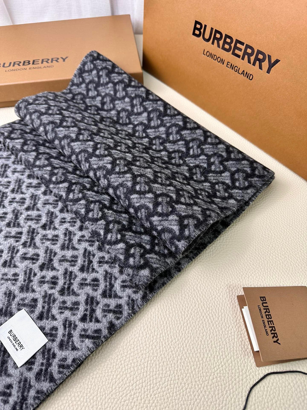 BURBERRY SCARF 168 CM IN DARK GRAY CASHMERE 394721