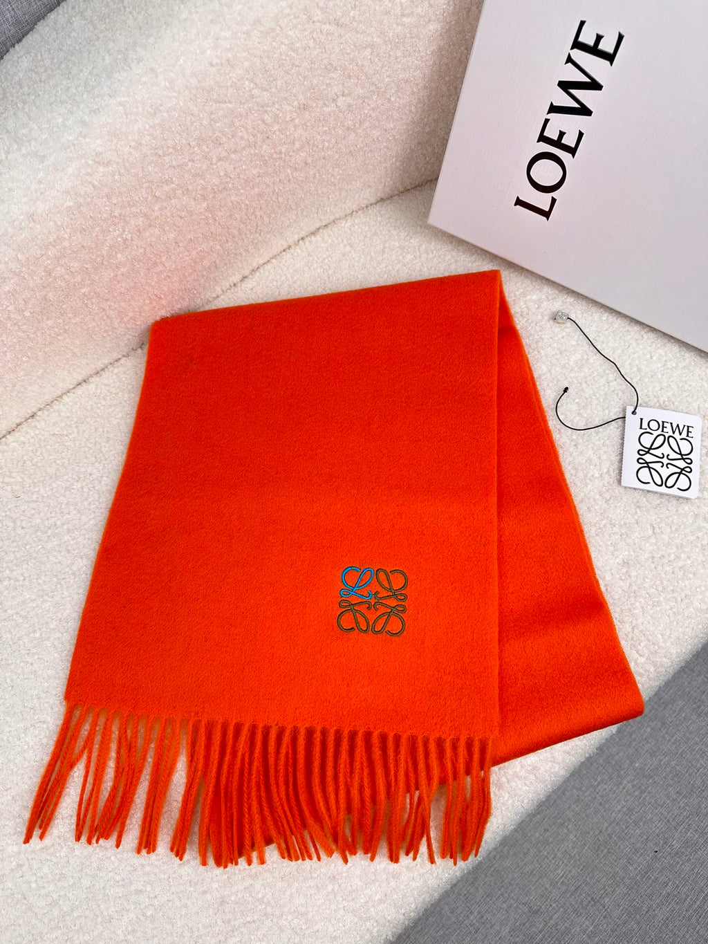 LOEWE SCARF 180 CM IN FIRE ORANGE CASHMERE 353154