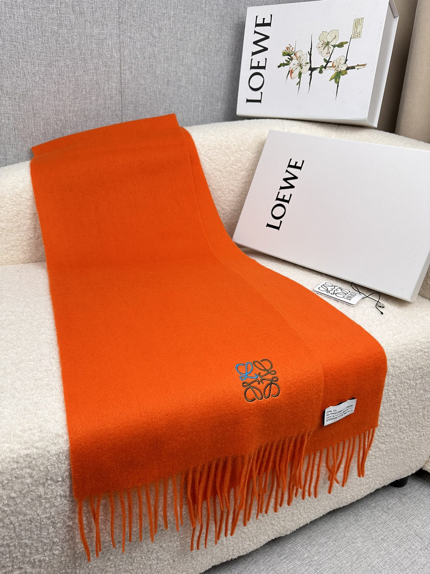 LOEWE SCARF 180 CM IN FIRE ORANGE CASHMERE 353154
