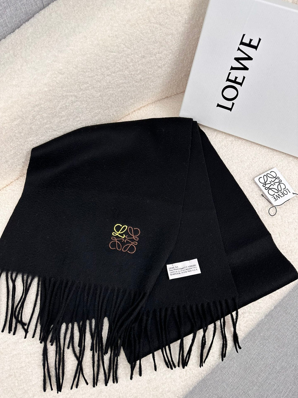 LOEWE SCARF 180 CM IN BLACK CASHMERE 353157