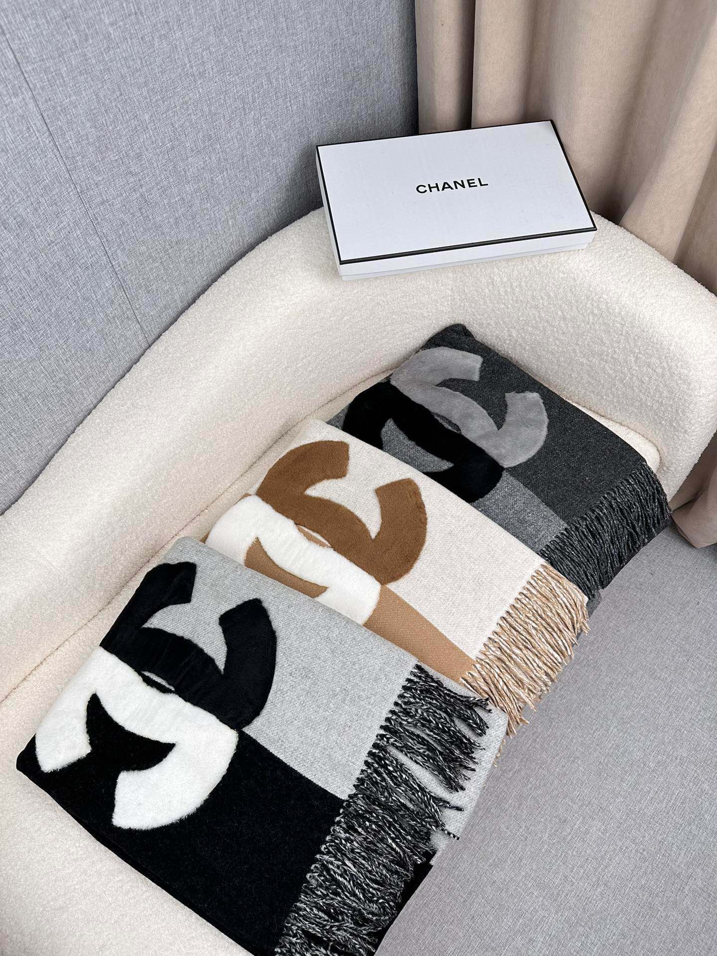 CHANEL SCARF 200 CM IN CIDER BROWN MIX WHITE CASHMERE AND WOOL 399796