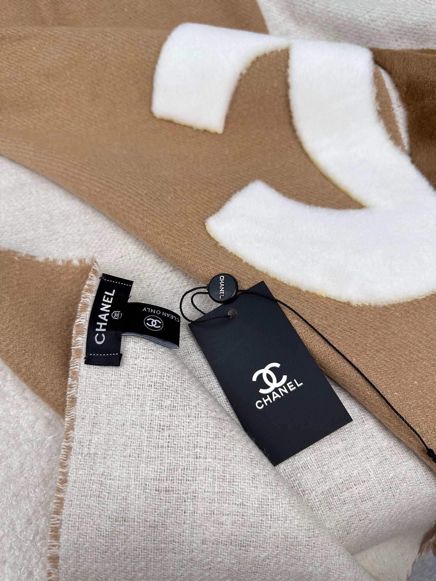 CHANEL SCARF 200 CM IN CIDER BROWN MIX WHITE CASHMERE AND WOOL 399796