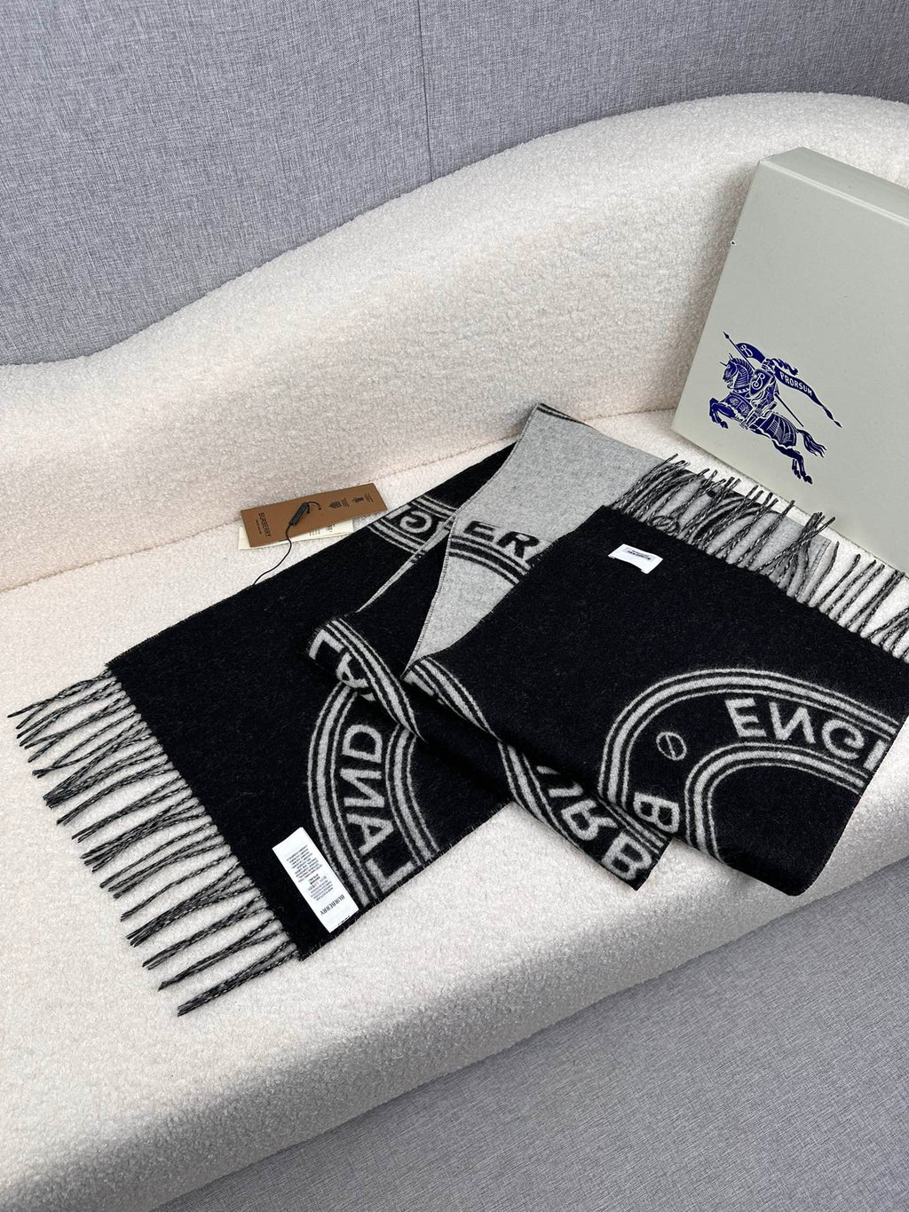 BURBERRY BBR SCARF IN CASHMERE 505317
