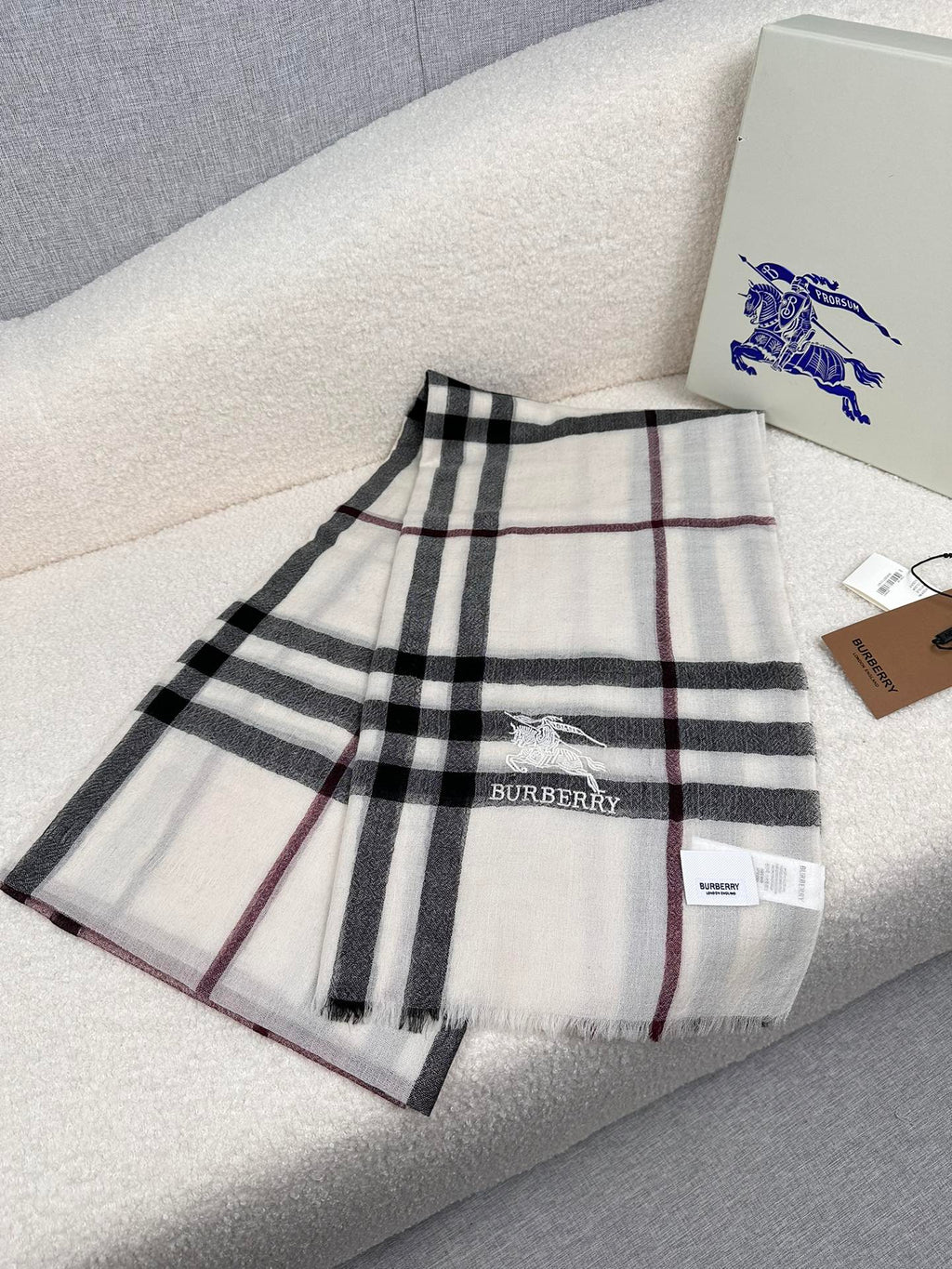 BURBERRY BBR SCARF 220 CM IN CASHMERE 490971
