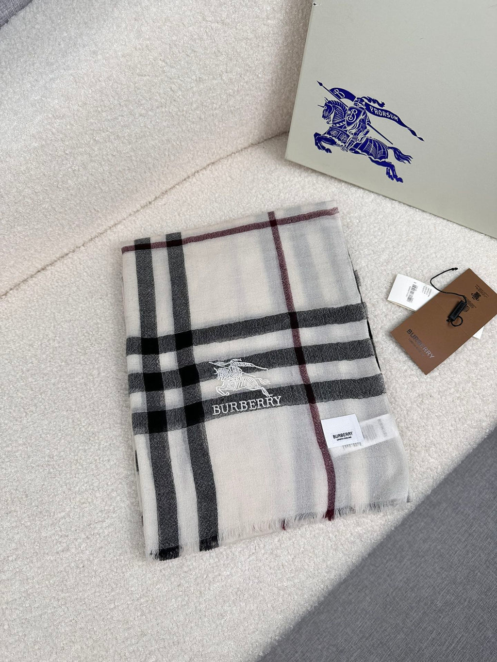 BURBERRY BBR SCARF 220 CM IN CASHMERE 490971