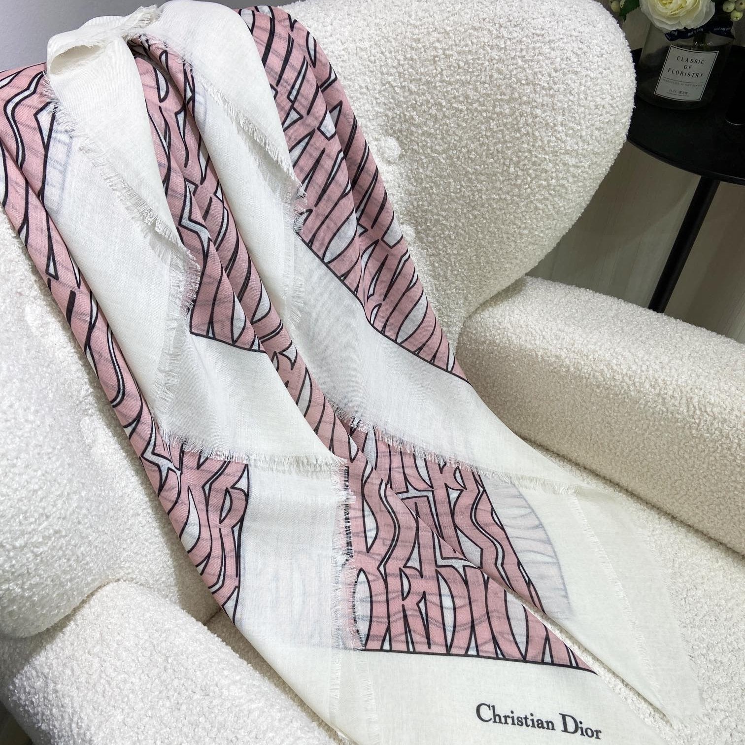 DIOR MISS  ALLOVER SHAWL 140 CM IN PALE PINK MIX WHITE SILK CASHMERE 411631
