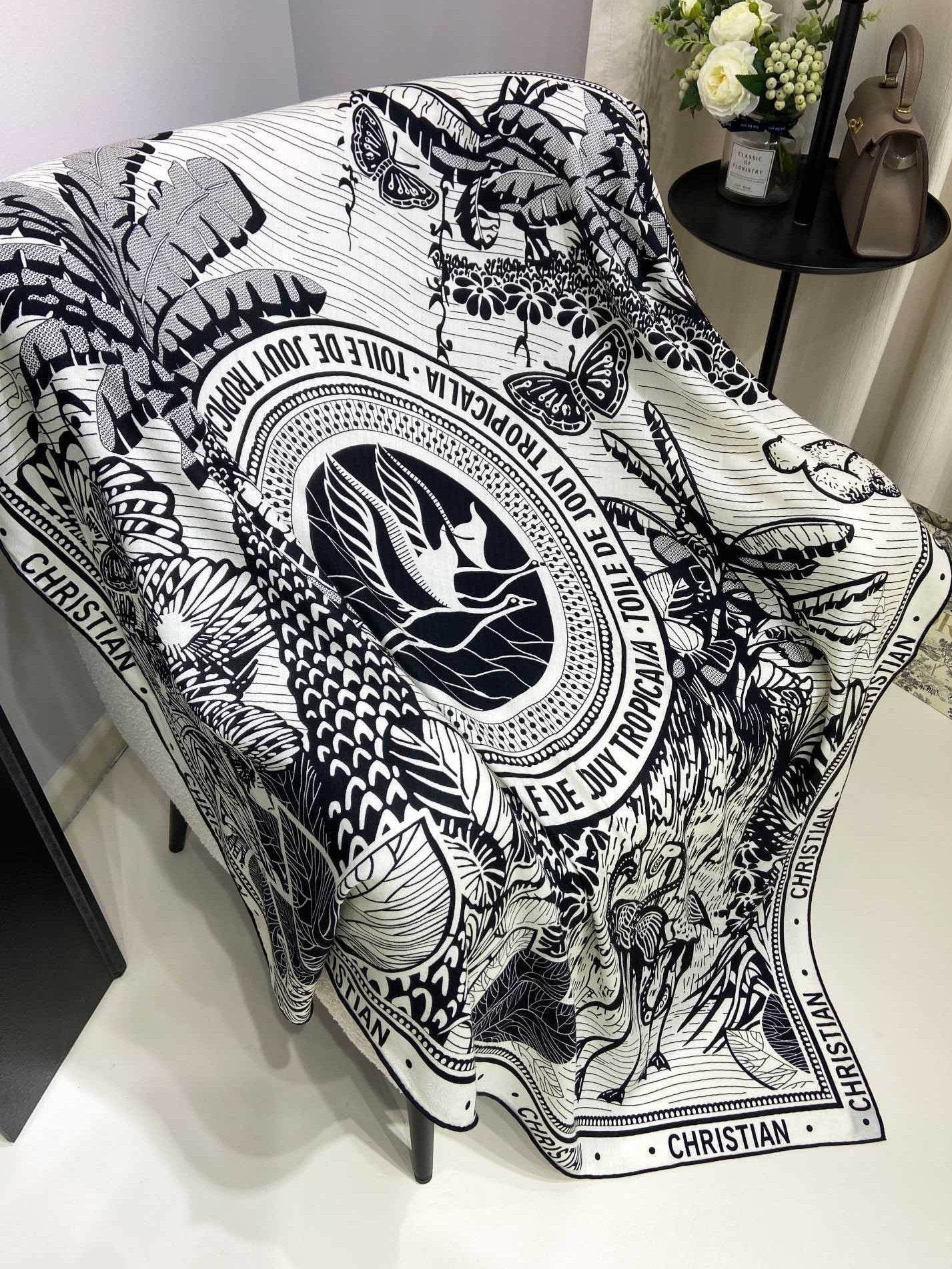 DIOR SQUARE SCARF 140 CM IN BLACK MIX WHITE MONOGRAM WOOL AND SILK 415111