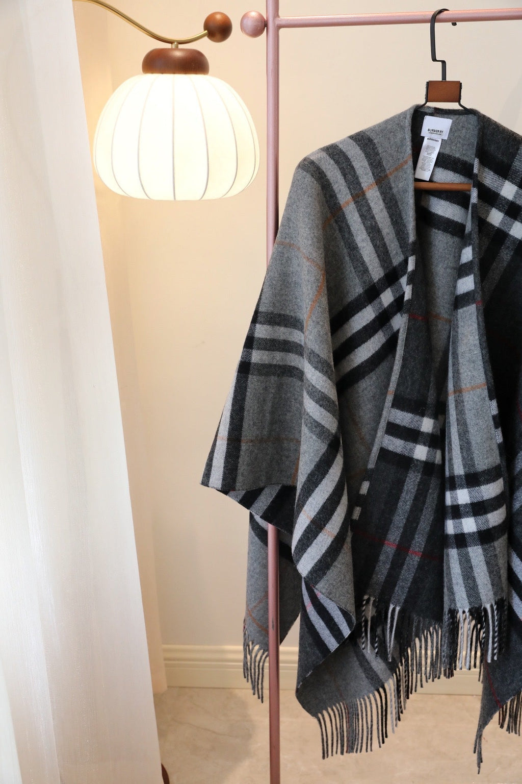 BURBERRY BBR SCARF 140 CM IN CASHMERE 732178