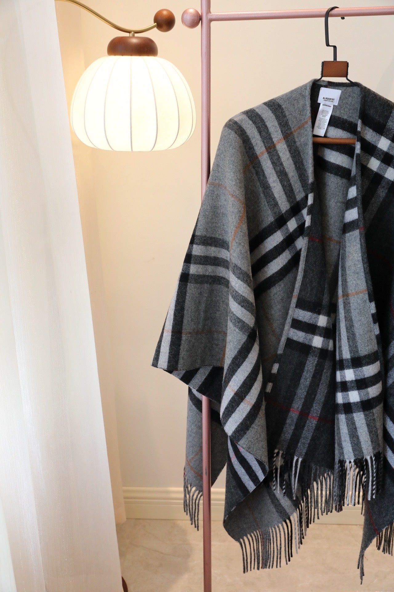 BURBERRY BBR SCARF 140 CM IN CASHMERE 732178