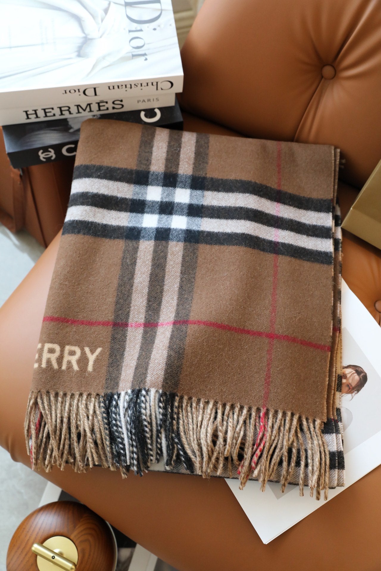 BURBERRY BBR SCARF 140 CM IN CASHMERE 732179