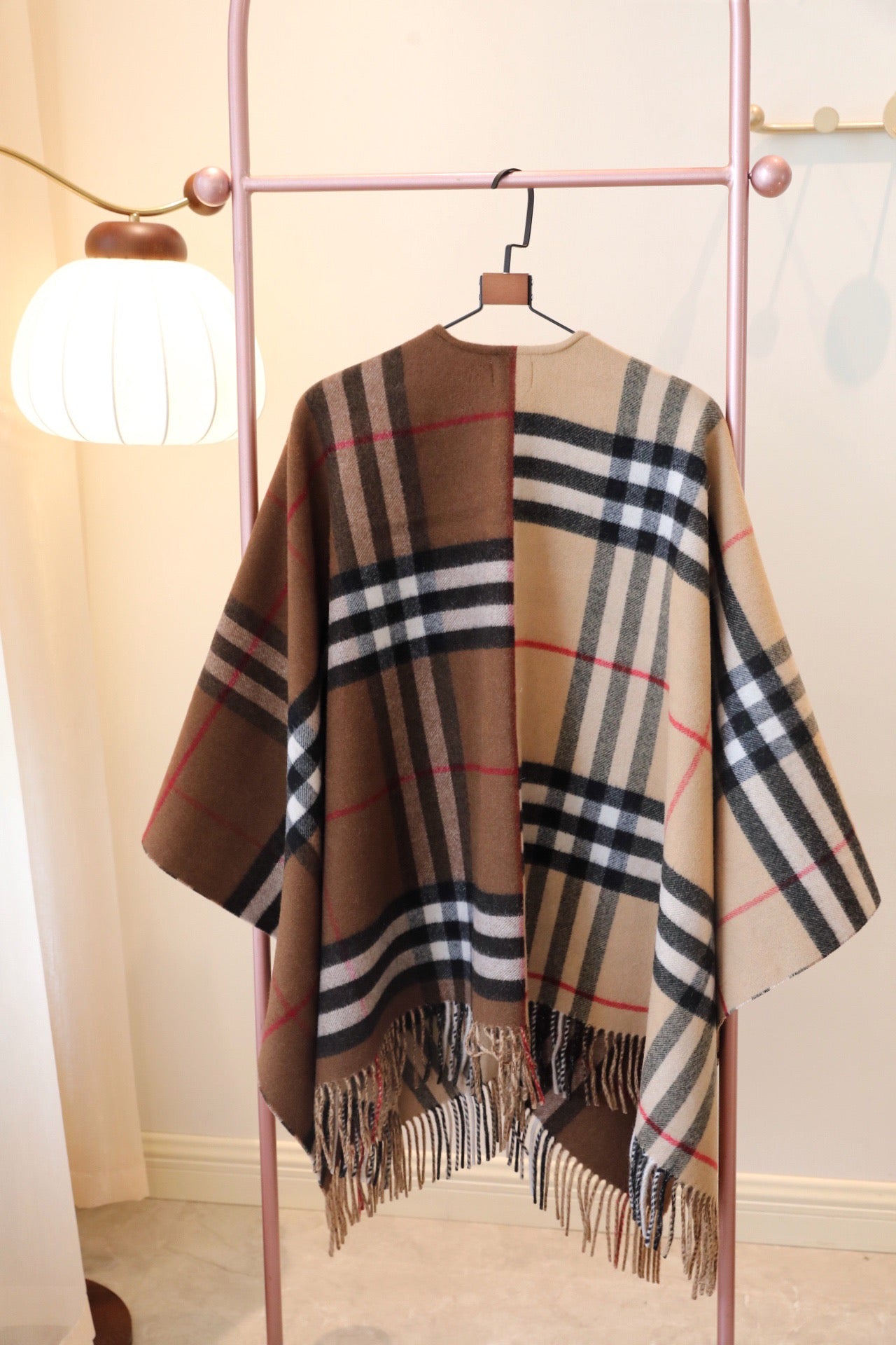 BURBERRY BBR SCARF 140 CM IN CASHMERE 732179