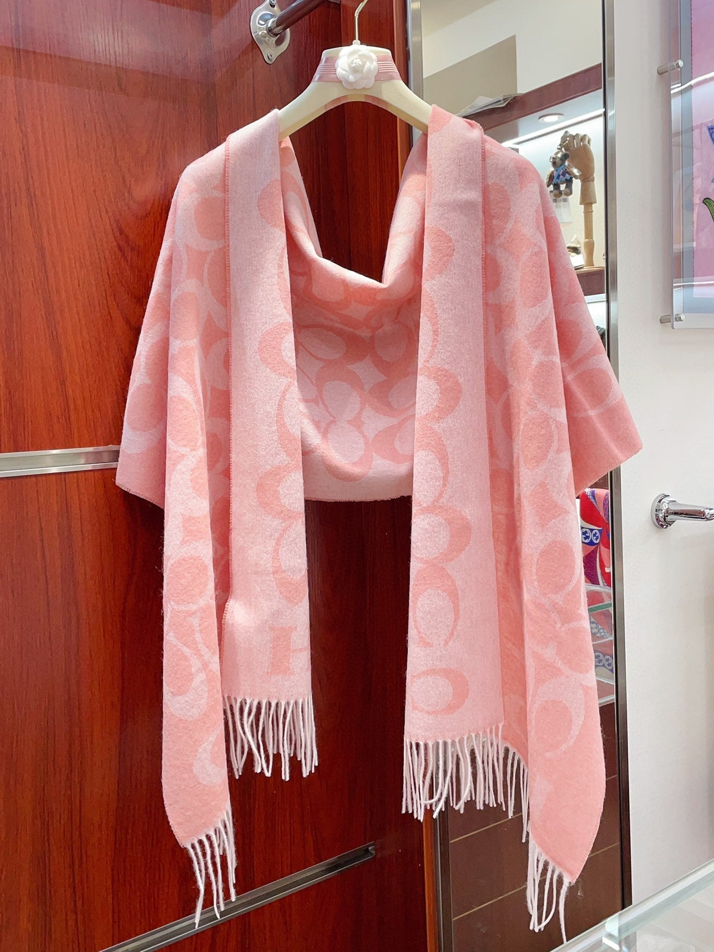 COACH CLASSIC MONOGRAM LOGO WOOL SCARF 195 CM FLAMINGO PINK 316253