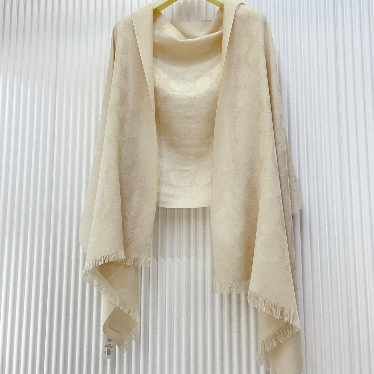 COACH SCARF 180 CM IN BEIGE CASHMERE 332874