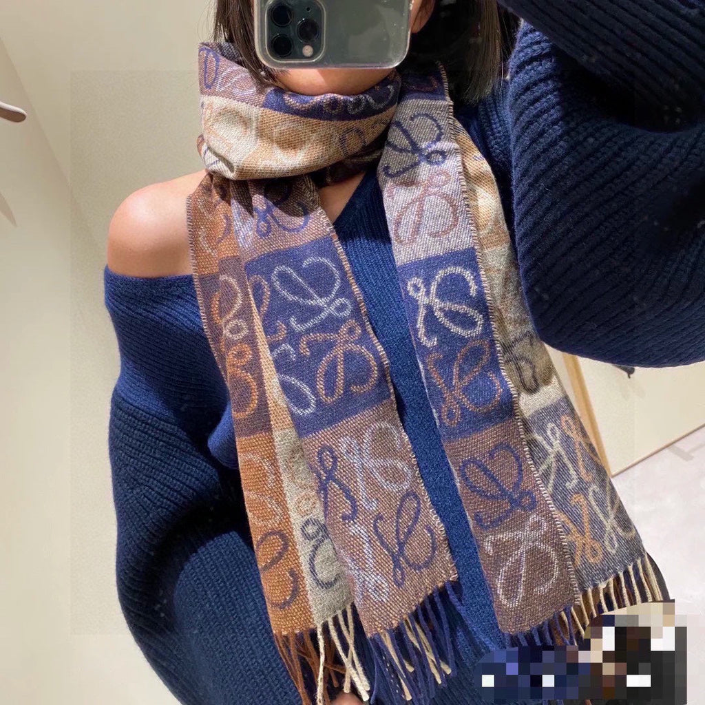 LOEWE SCARF 200 CM IN COLORFUL WOOL AND CASHMERE 413567