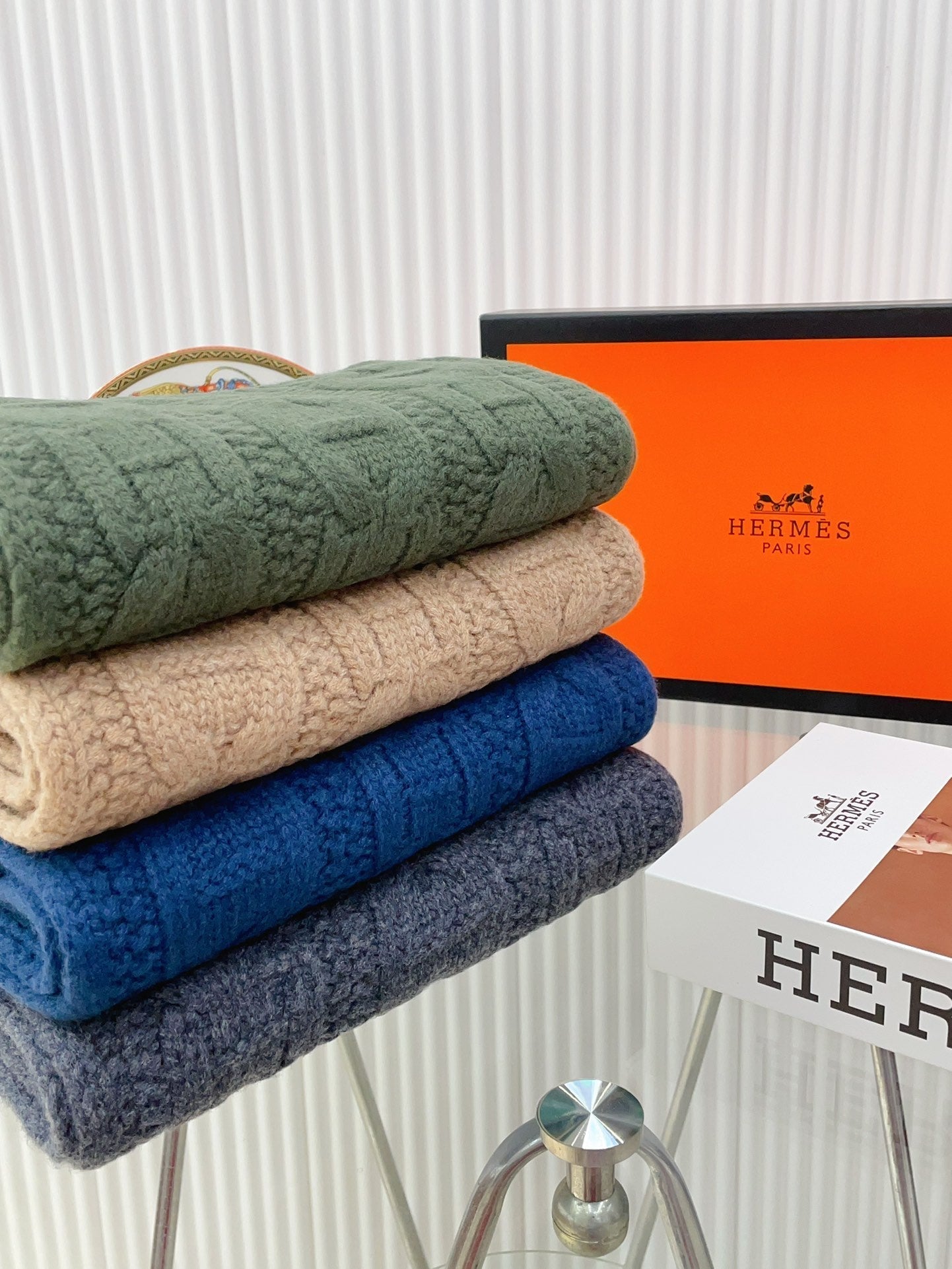 HERMES FAUBOURG MUFFLER 170 CM IN HUNTER GREEN CASERE