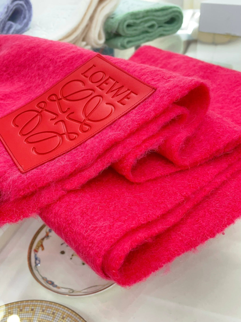 LOEWE SCARF 200 CM IN CHERRY RED MOHAIR 379800