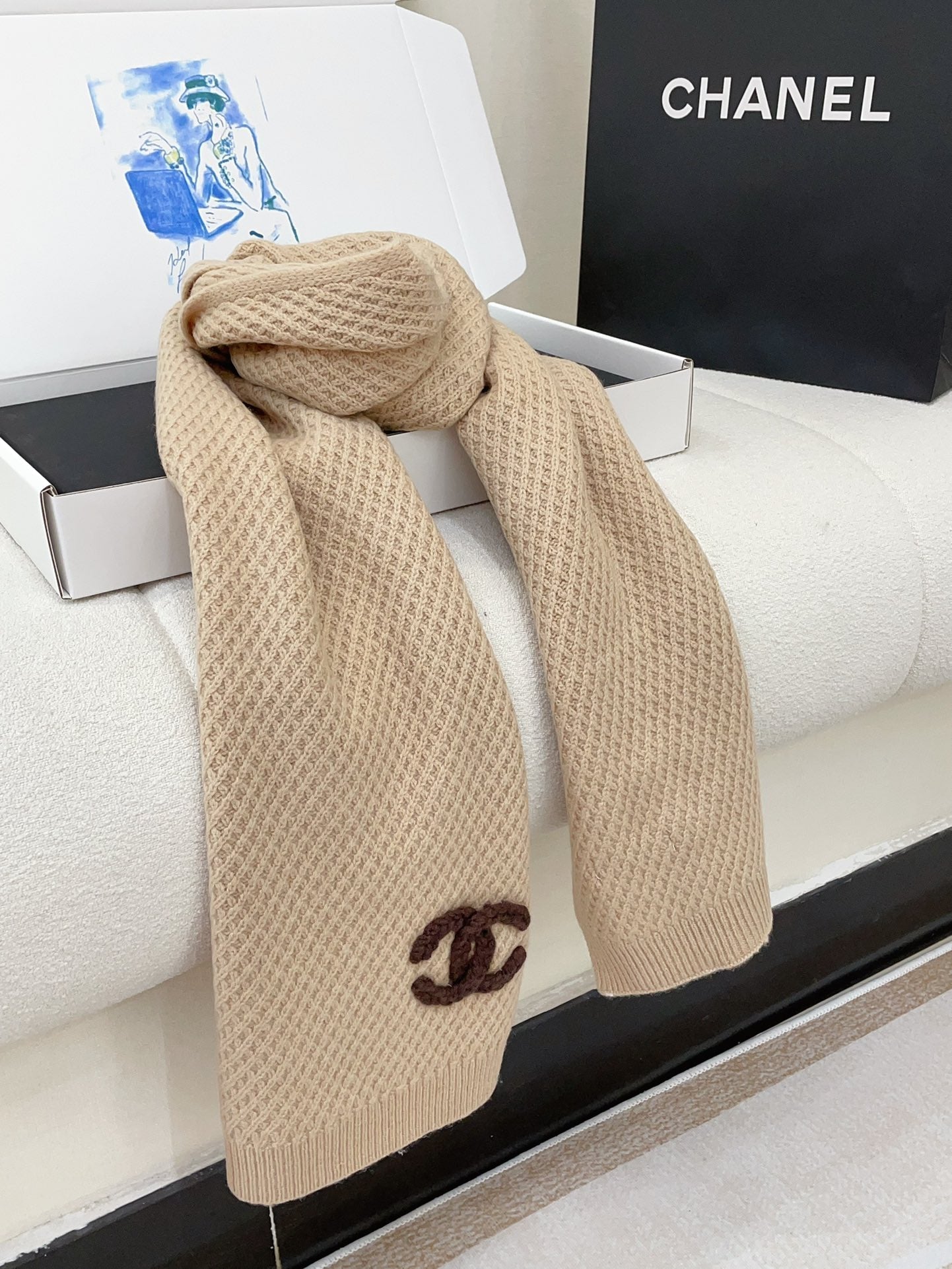 CHANEL SCARF 190 CM IN DESERT BROWN CASHMERE 393185