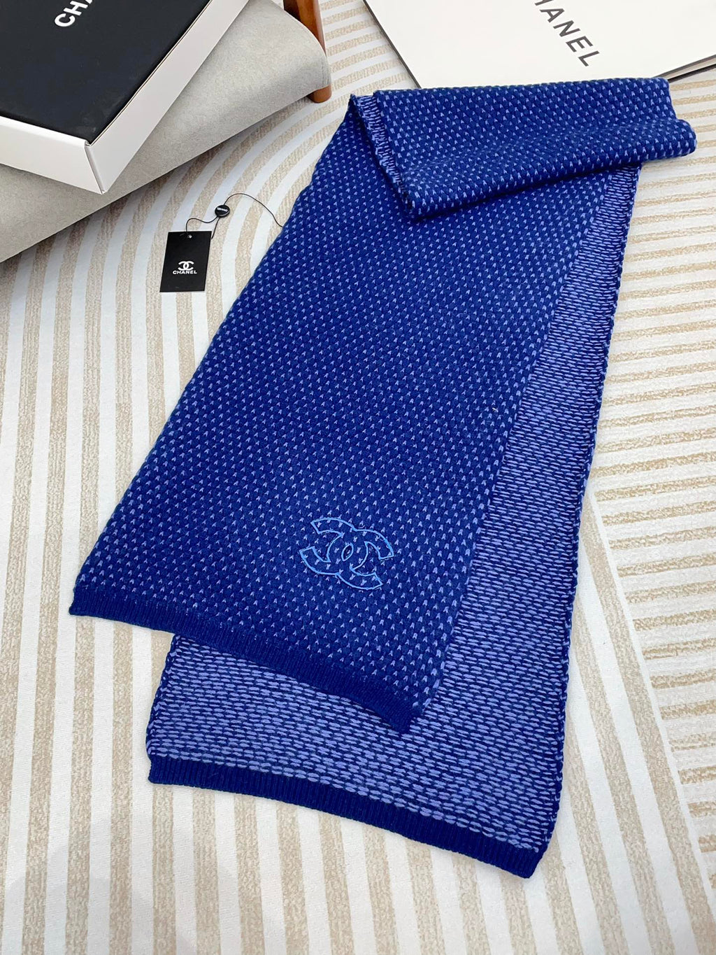 CHANEL SCARF 180 CM IN AZURE BLUE CASHMERE  394593