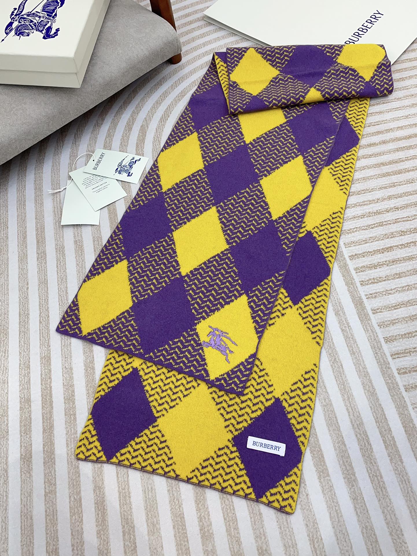 BURBERRY ARGYLE WOOL SCARF 190 CM VIOLET MIX BRIGHT YELLOW 394595