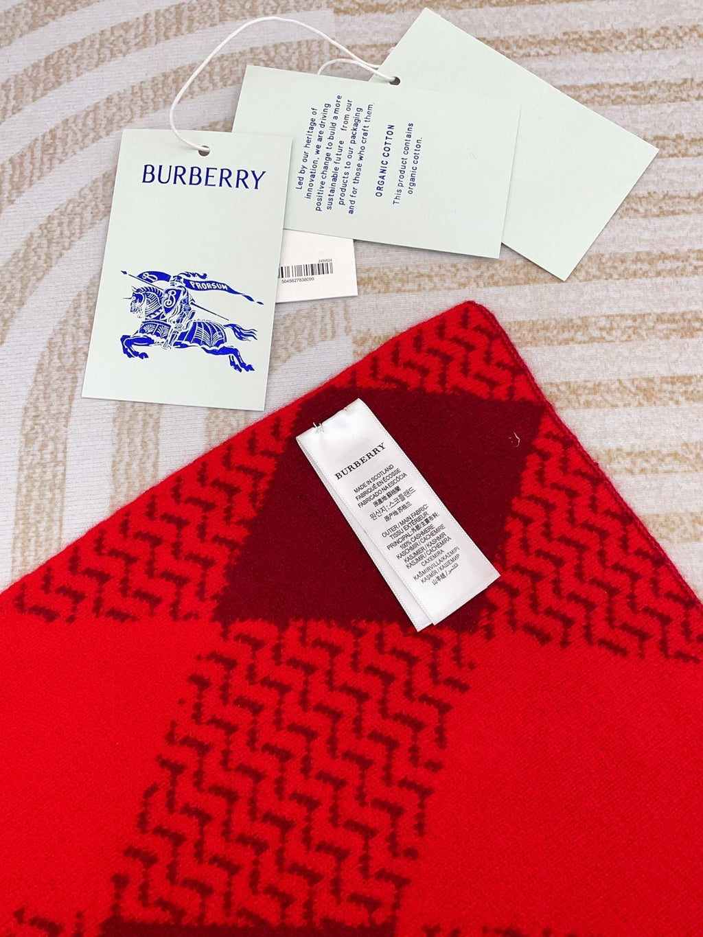 BURBERRY ARGYLE WOOL SCARF 190 CM CHERRY RED 394597