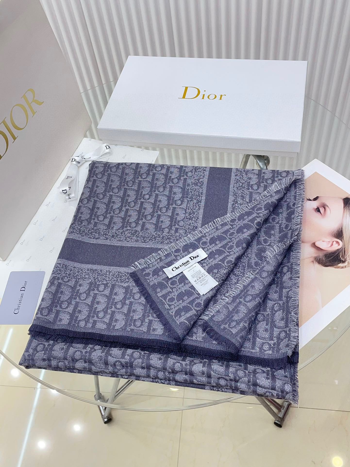 DIOR SQUARE SCARF 140 CM IN COOL GRAY WOOL AND SILK  408661