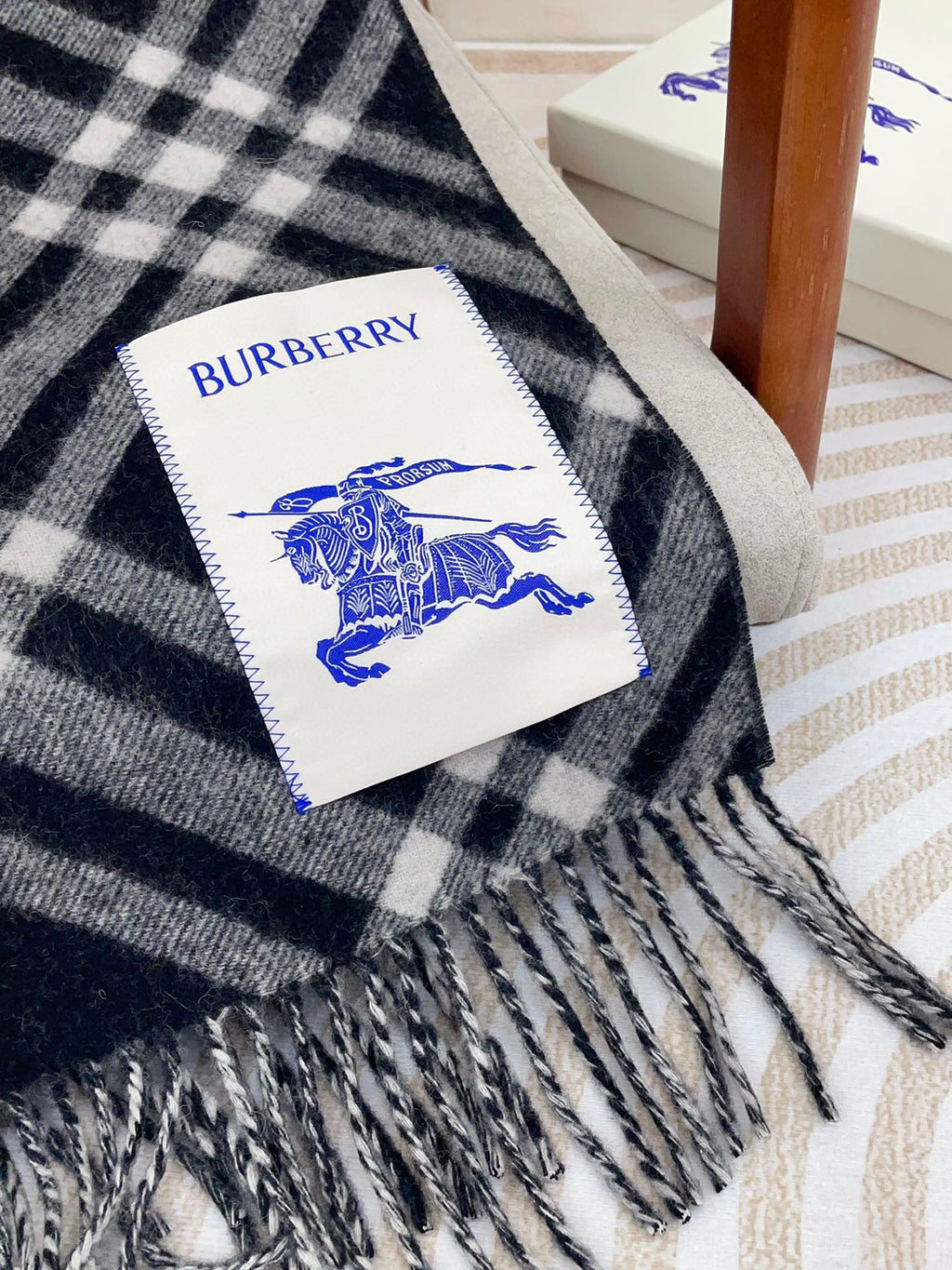 BURBERRY CHECK CASHMERE SCARF 168 CM BLACK MIX WHITE 410210
