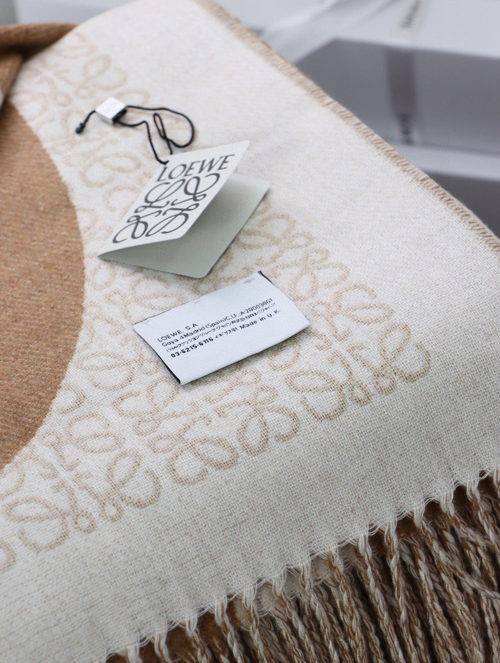 LOEWE ANAGRAM SCARF 140 CM IN CAMEL BEIGE WOOL 410213
