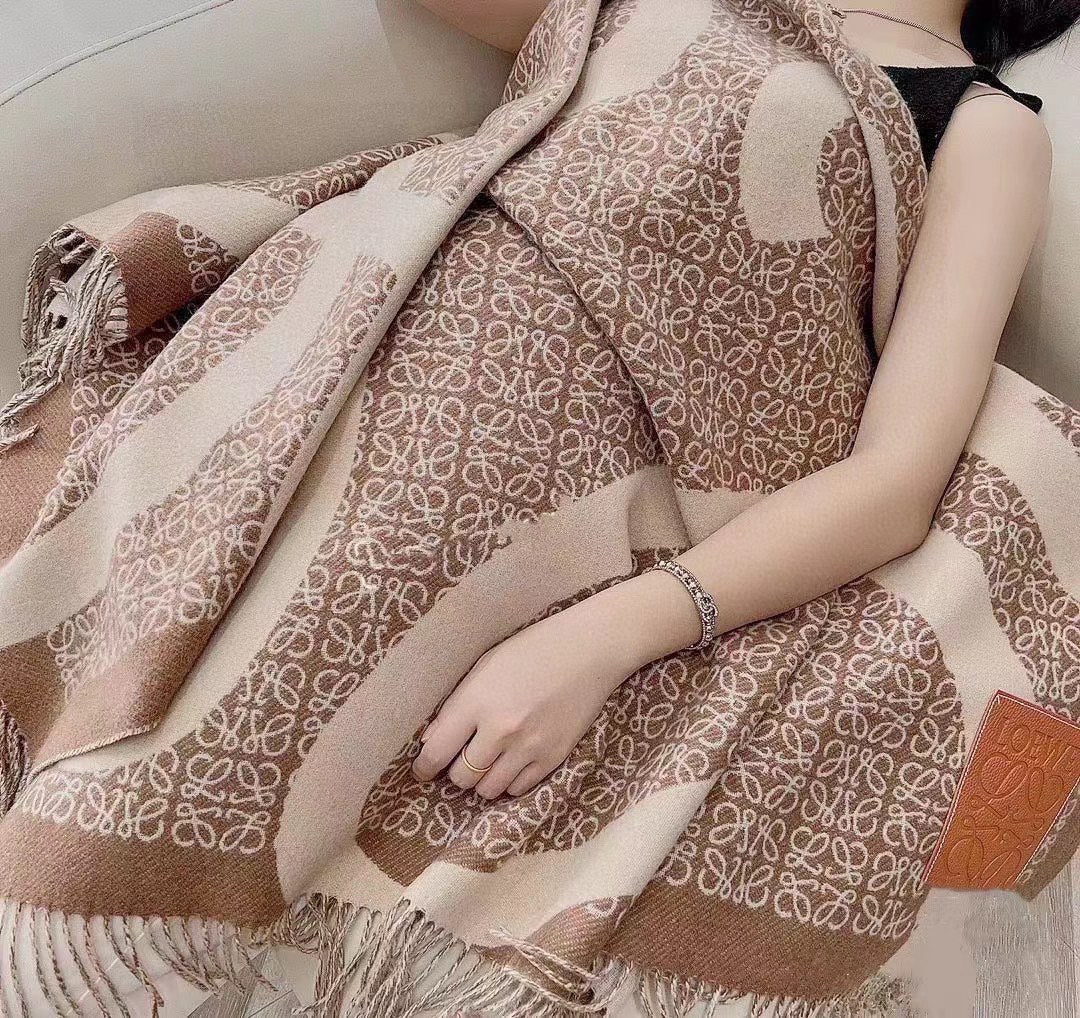LOEWE ANAGRAM SCARF 140 CM IN CAMEL BEIGE WOOL 410213