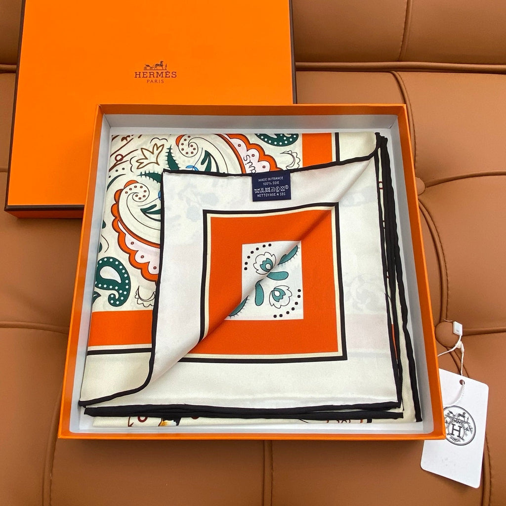 HERMES HERMES 25S SCARF 90 IN SILK 703669