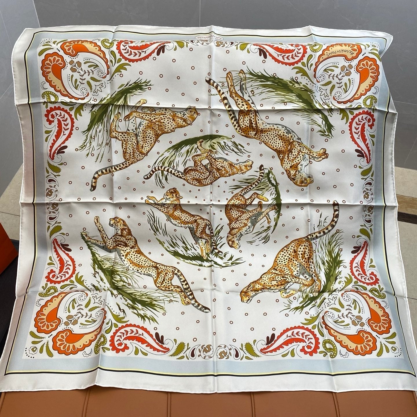 HERMES HERMES 25S SCARF 90 IN SILK 703672