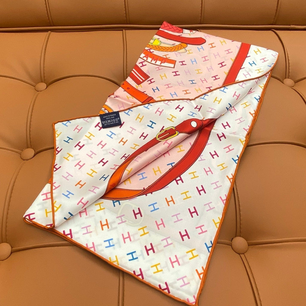 HERMES HERMES 25S SCARF 90 IN SILK 703682