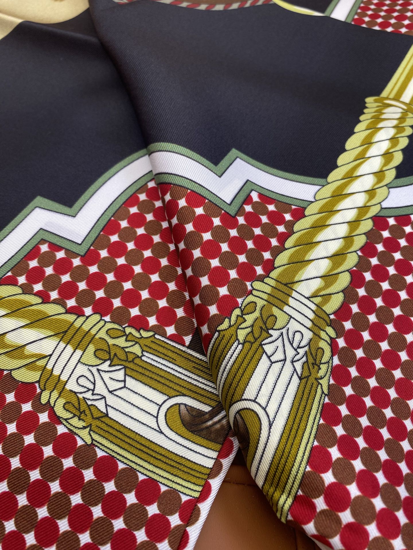HERMES HERMES 25S SCARF 90 IN SILK 709677