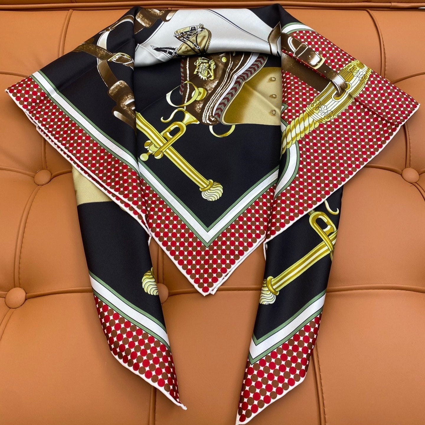HERMES HERMES 25S SCARF 90 IN SILK 709677