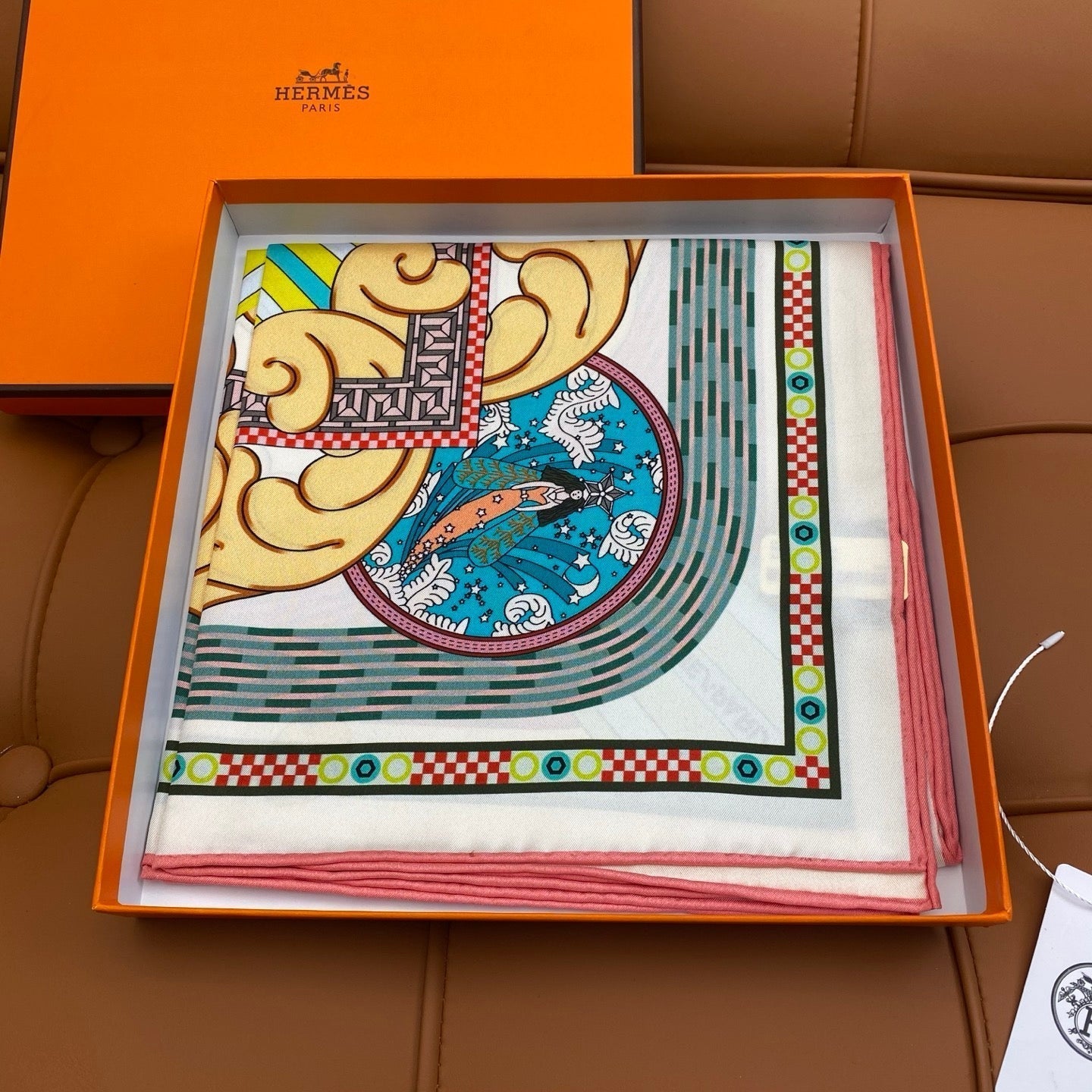 HERMES HERMES 25S SCARF 90 IN SILK 709684