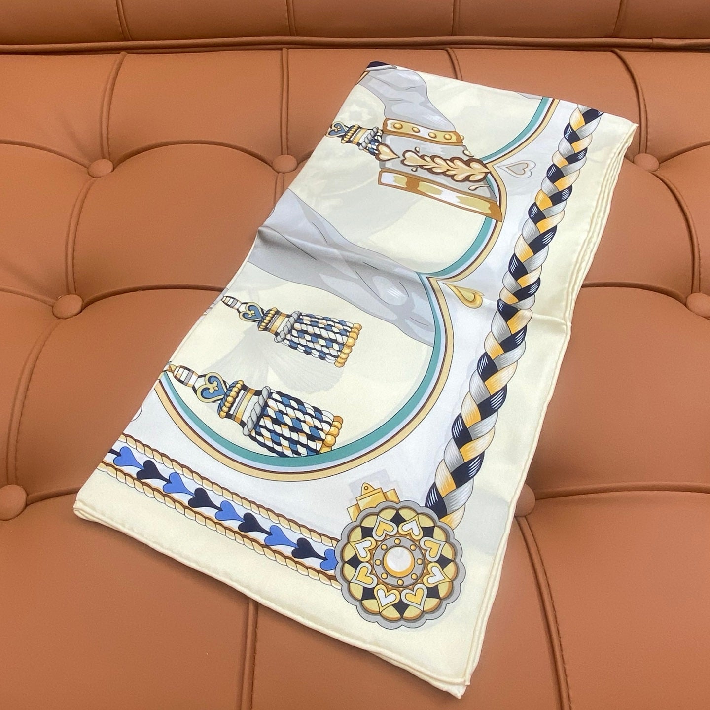 HERMES HERMES 25S SCARF 90 IN SILK 709686