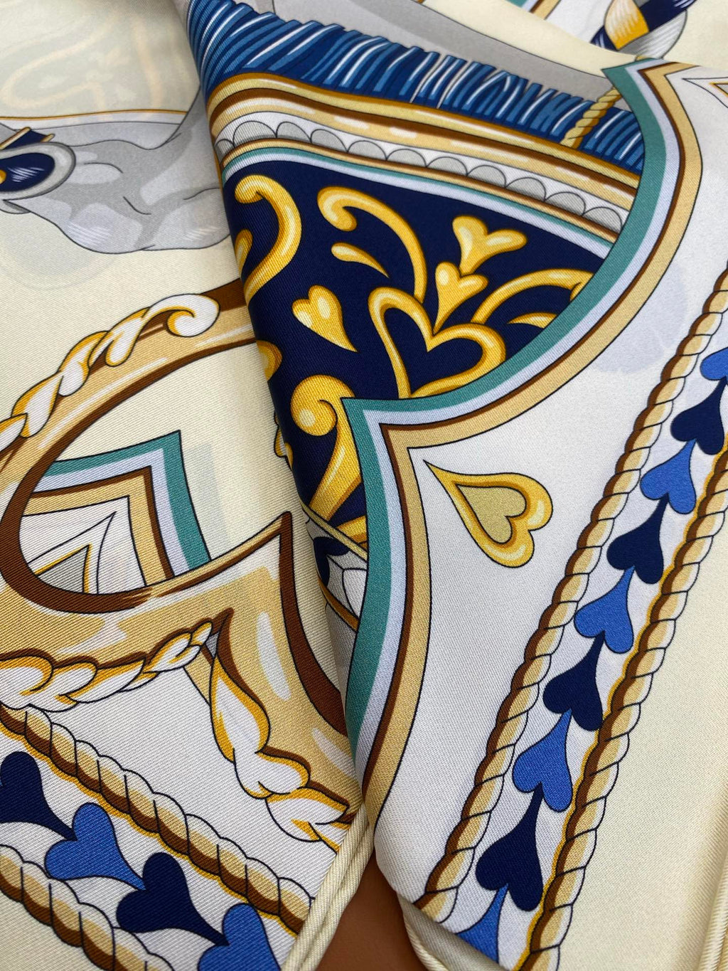 HERMES HERMES 25S SCARF 90 IN SILK 709686