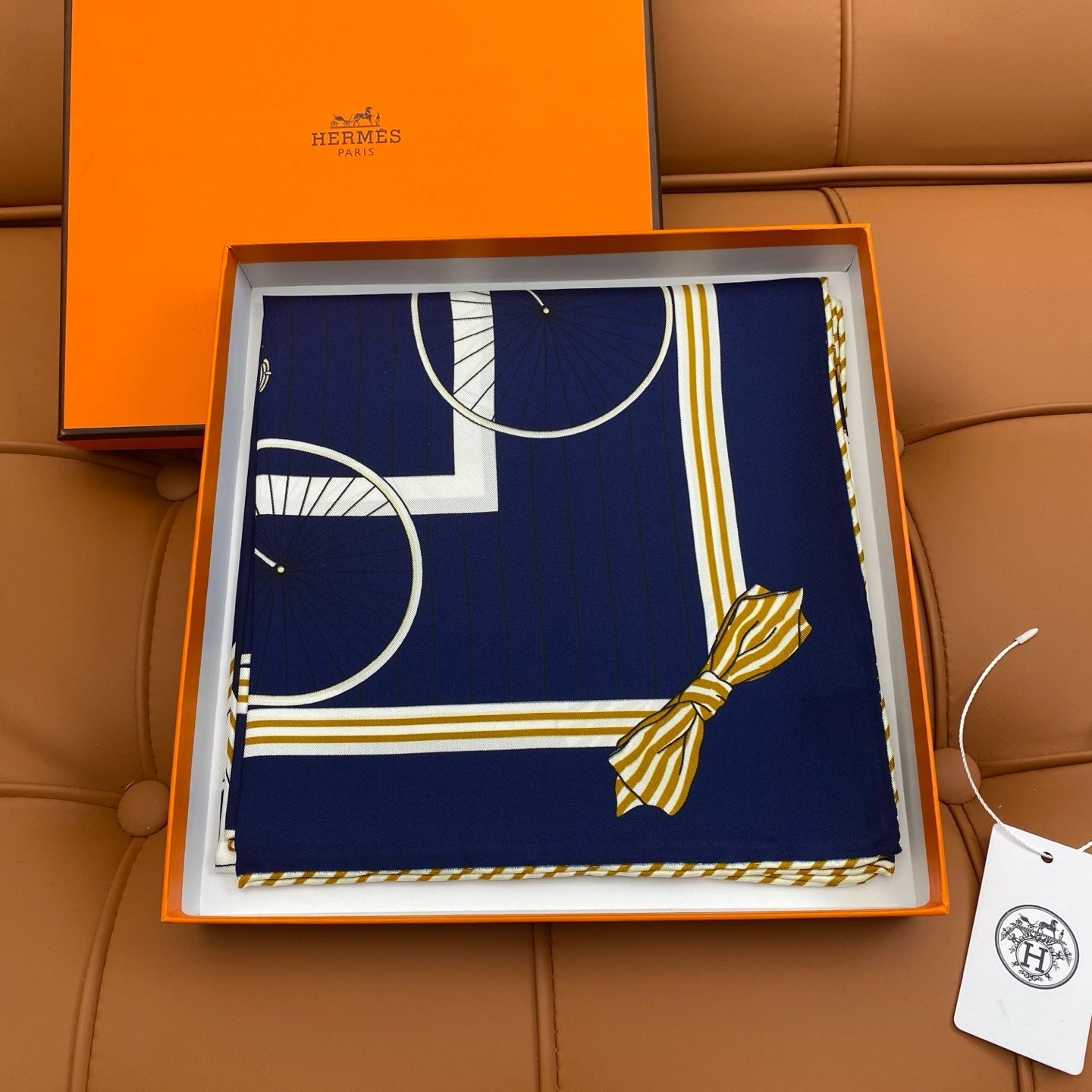 HERMES HERMES 25S SCARF 90 IN SILK 718481