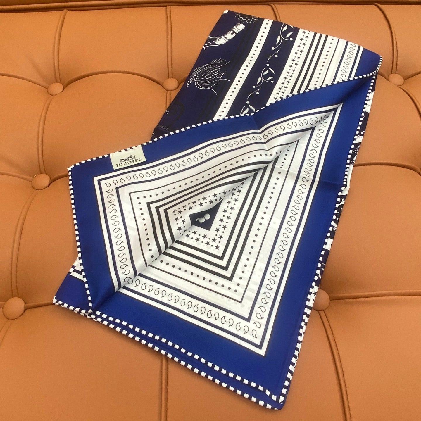 HERMES HERMES 25S SCARF 90 IN SILK 718485