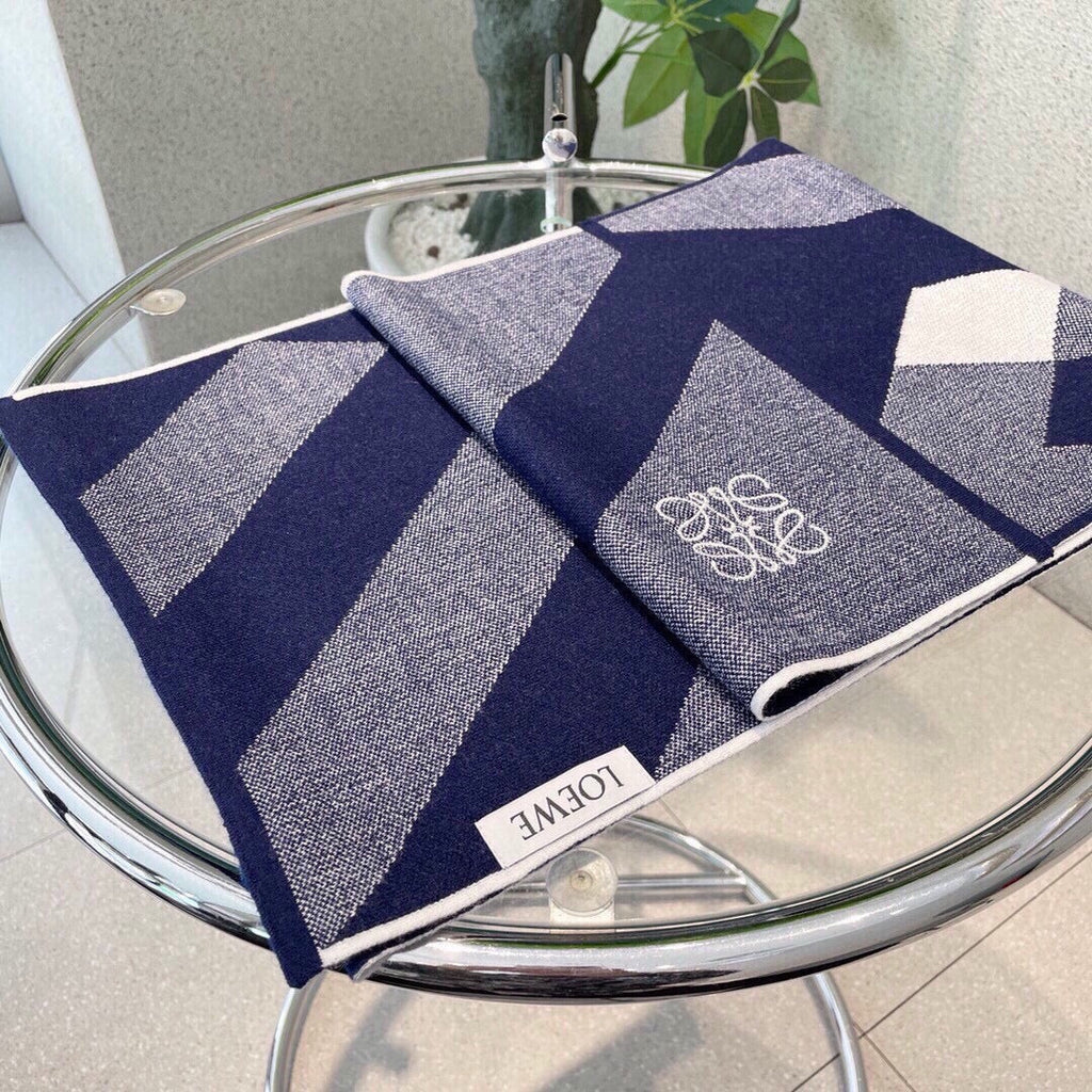 LOEWE SCARF 180 CM IN INDIGO BLUE CASHMERE 386731