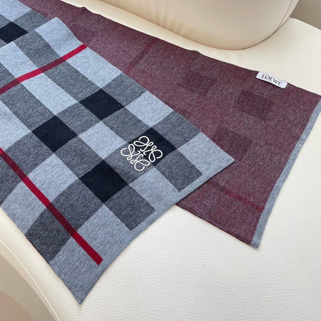 LOEWE SCARF 180 CM IN BLACK MIX DOVE GRAY CARO CASHMERE 389781