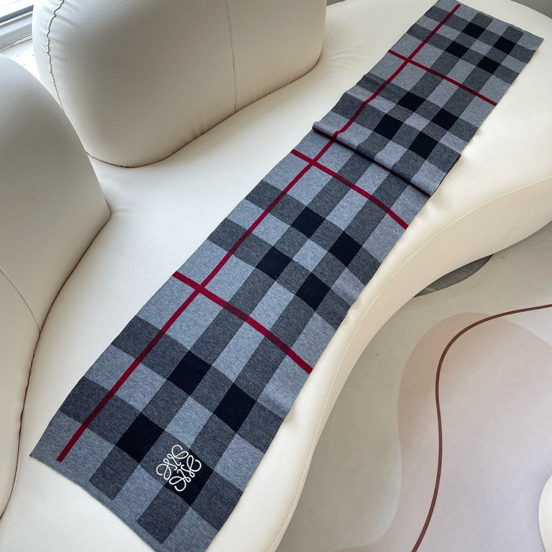 LOEWE SCARF 180 CM IN BLACK MIX DOVE GRAY CARO CASHMERE 389781